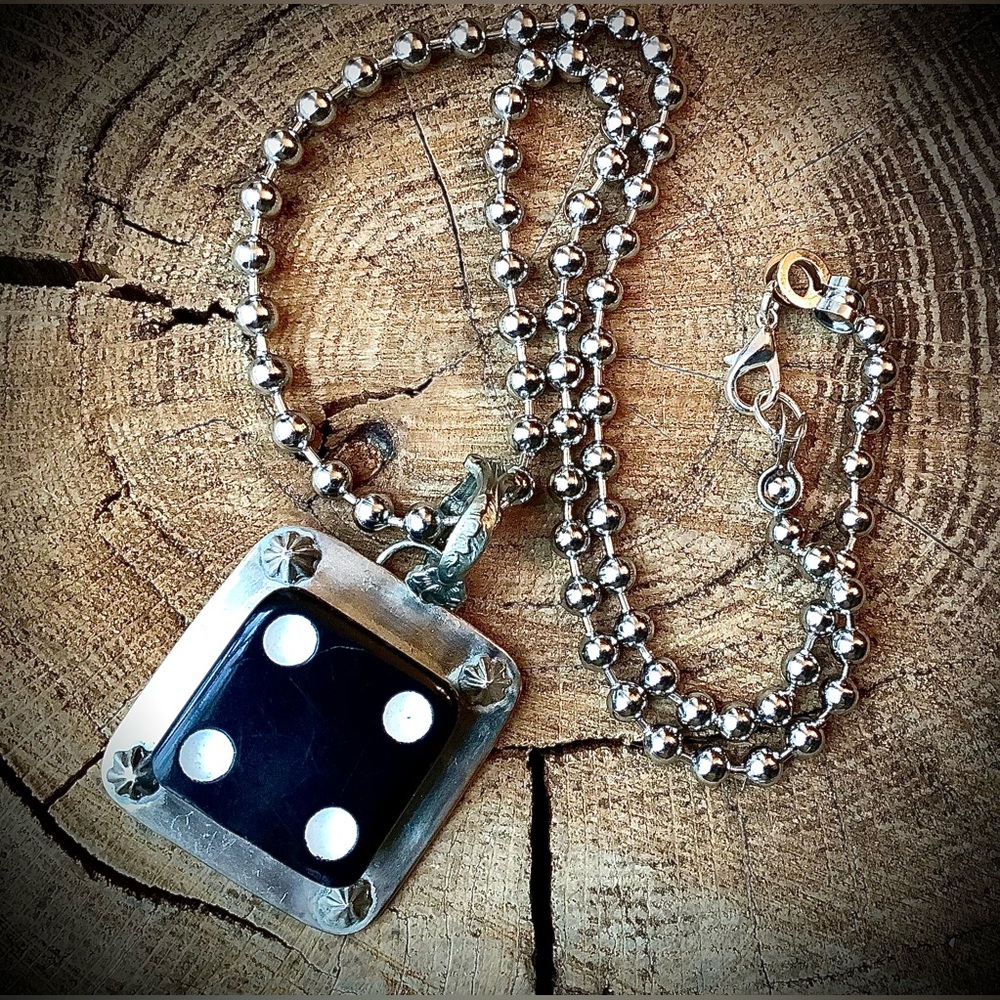 Domino necklace